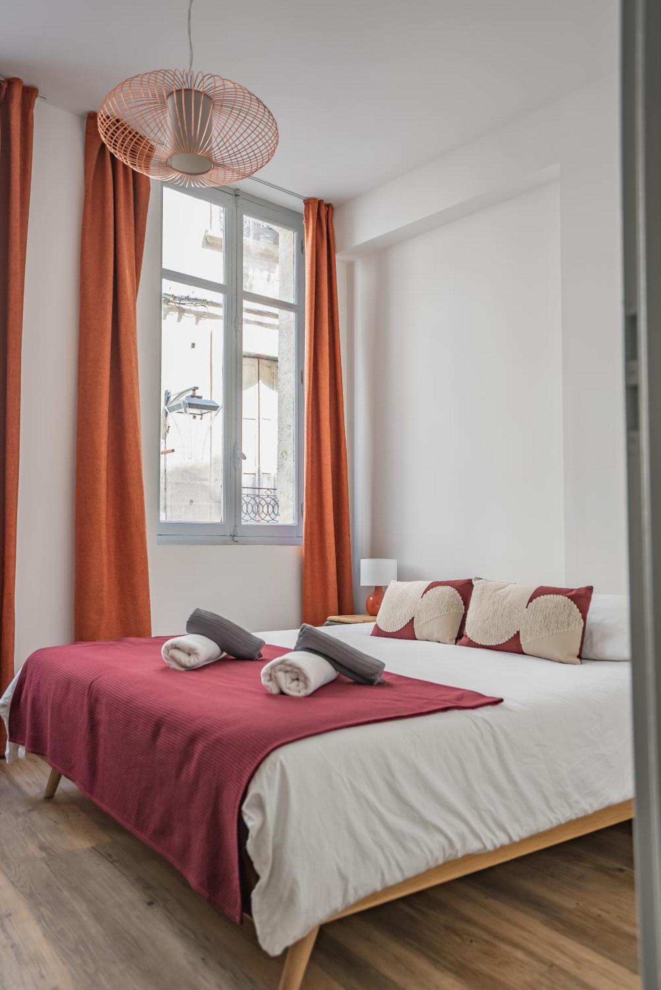 Le Balcon Du Roi Rene Apartment Avignon Exterior foto
